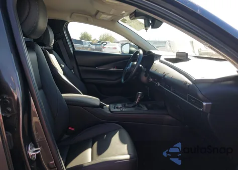 2022 Mazda Cx-30 Select z USA, uszkodzony, nr VIN 3MVDMBBL0NM415511